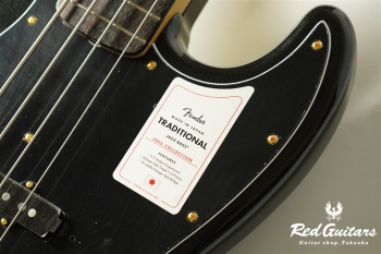 Made In Japan Traditional 2025 Collection 60’s Jazz Bass - Black Pearl